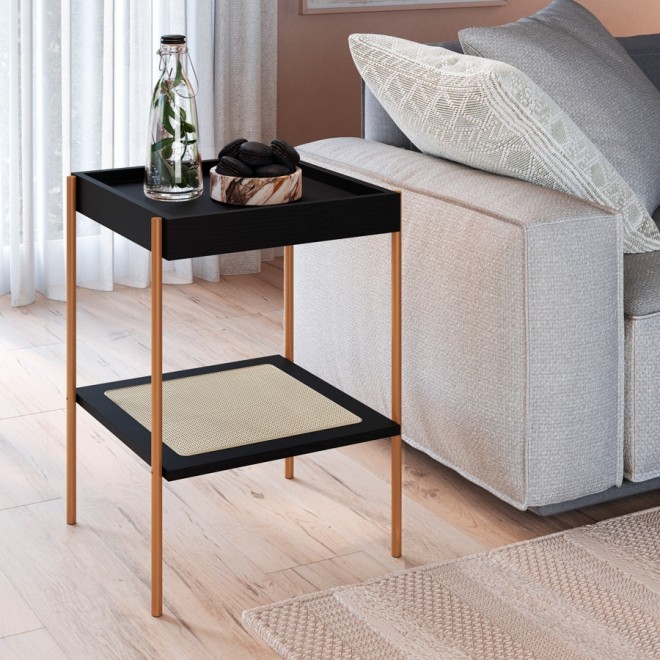 mesa-lateral-leblon-nero-pes-metal-dourado